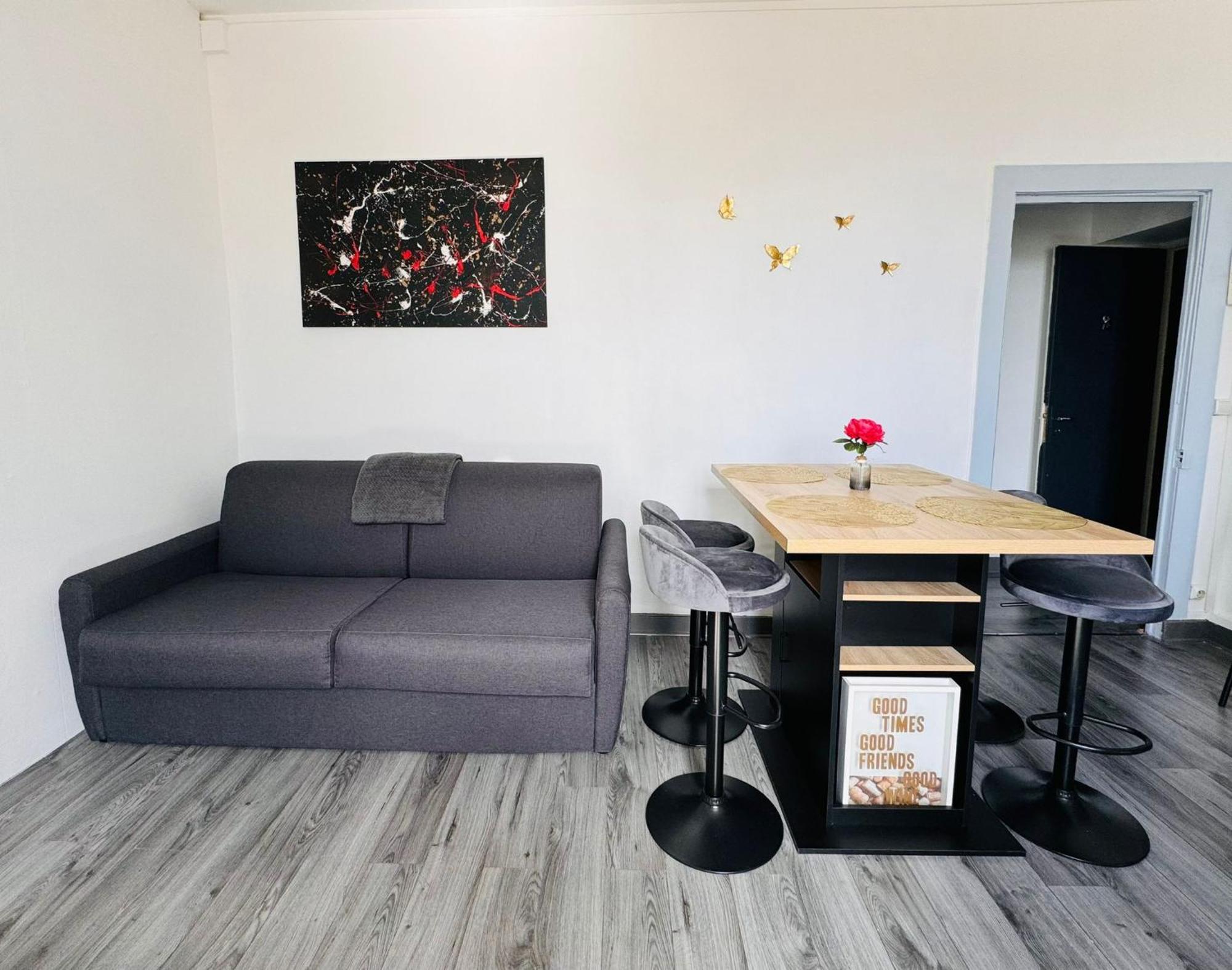 Apartmán Islen Cognac Exteriér fotografie